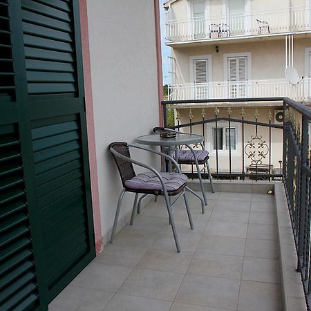 Apartmani Krka Rooms Lozovac Oda fotoğraf