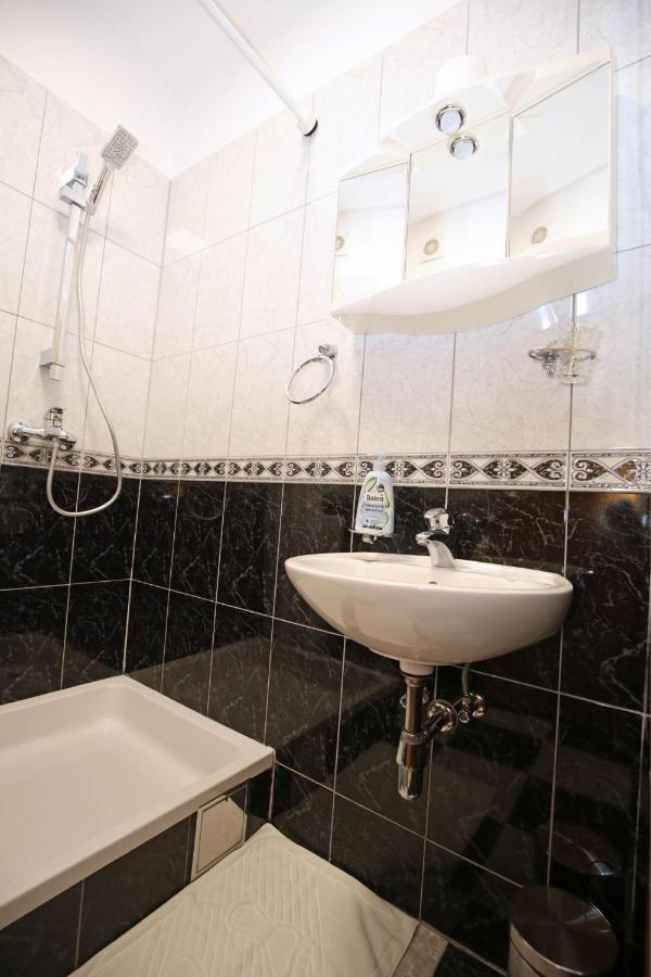 Apartmani Krka Rooms Lozovac Dış mekan fotoğraf